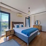 Melek Villa